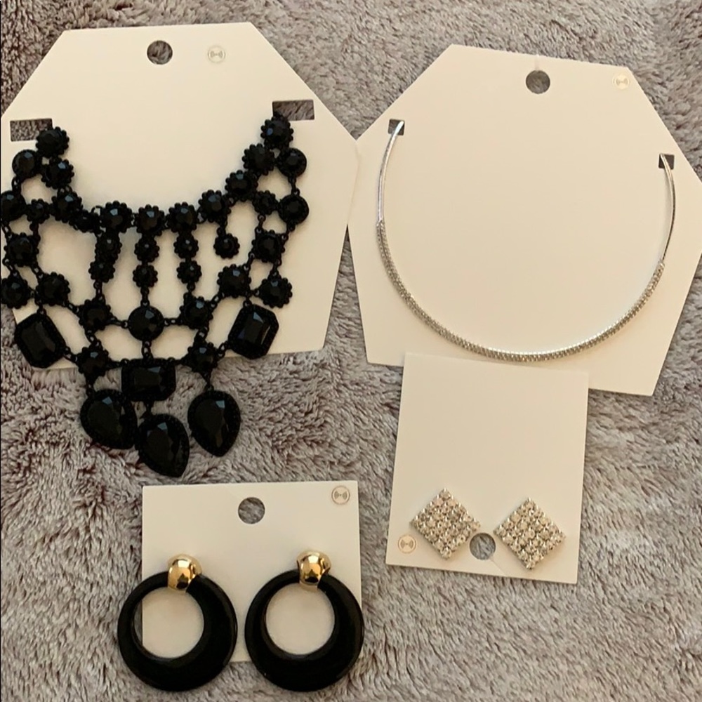 Jewelry bundle - Forever 21